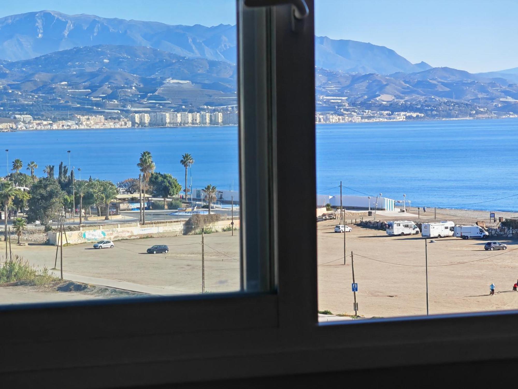Evo Beachfront Windows Appartement *